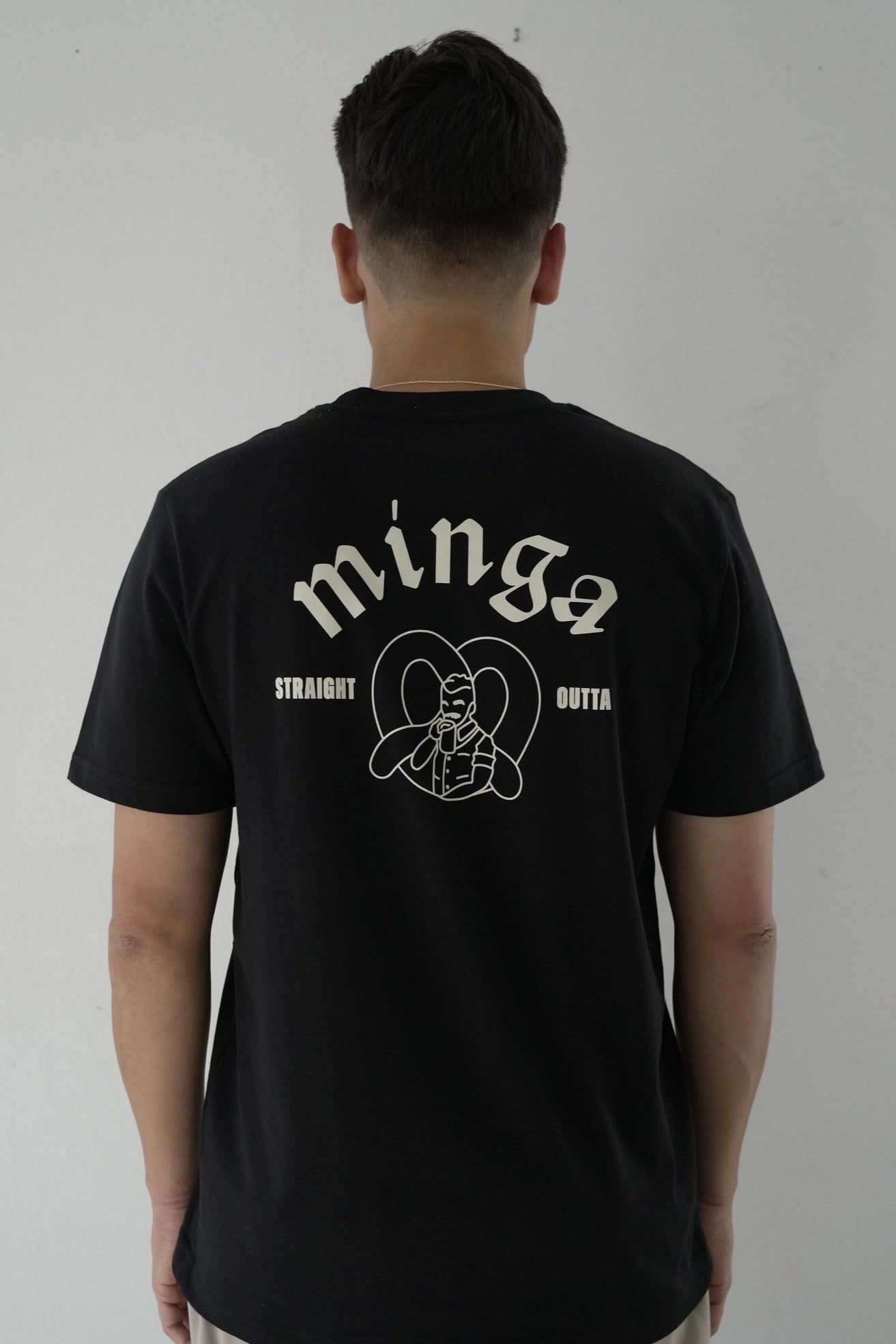 T-Shirt "STRAIGHT OUTTA MINGA" - Unisex
