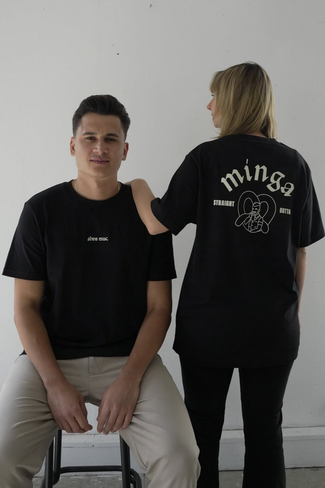 T-Shirt "STRAIGHT OUTTA MINGA" - Unisex