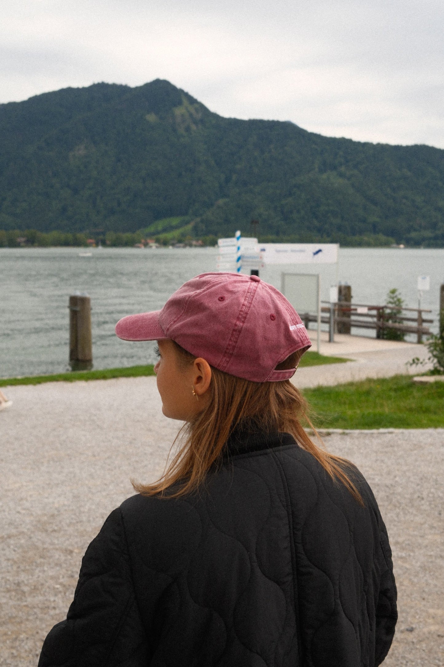 Cap Munich "Servus" - Vintage Red